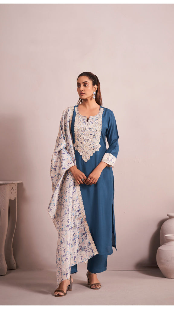 Sapphire Crowned 3pc Set