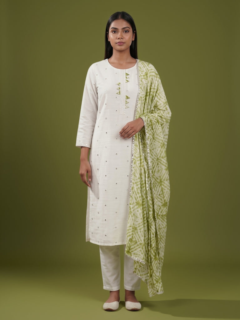 Front view: green patterned stole over ivory kurta and matching pants